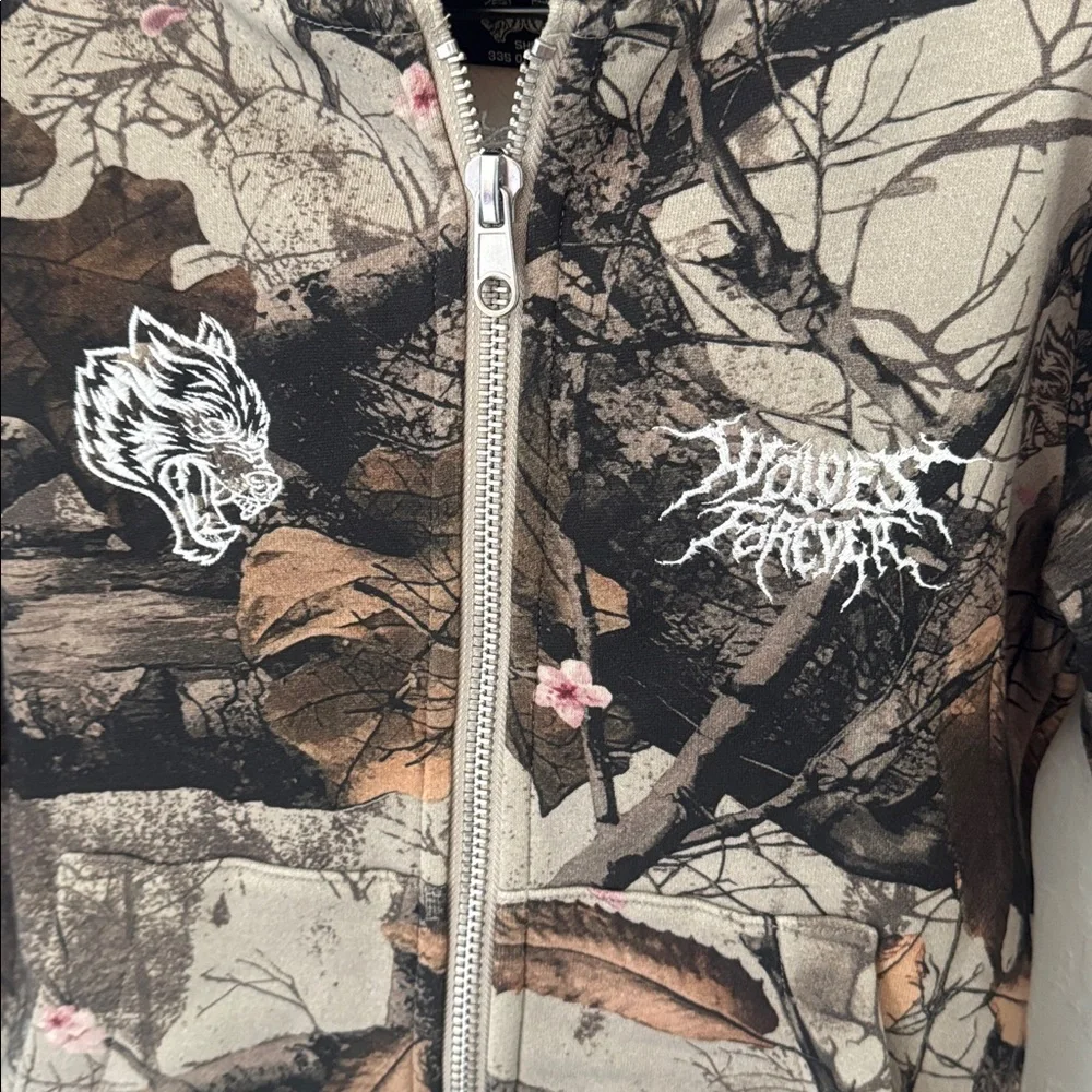 Darc Sport Moth Kanji Iris Cherry Blossom Woodland Camo Zip Up S NEW - Picture 2 of 7